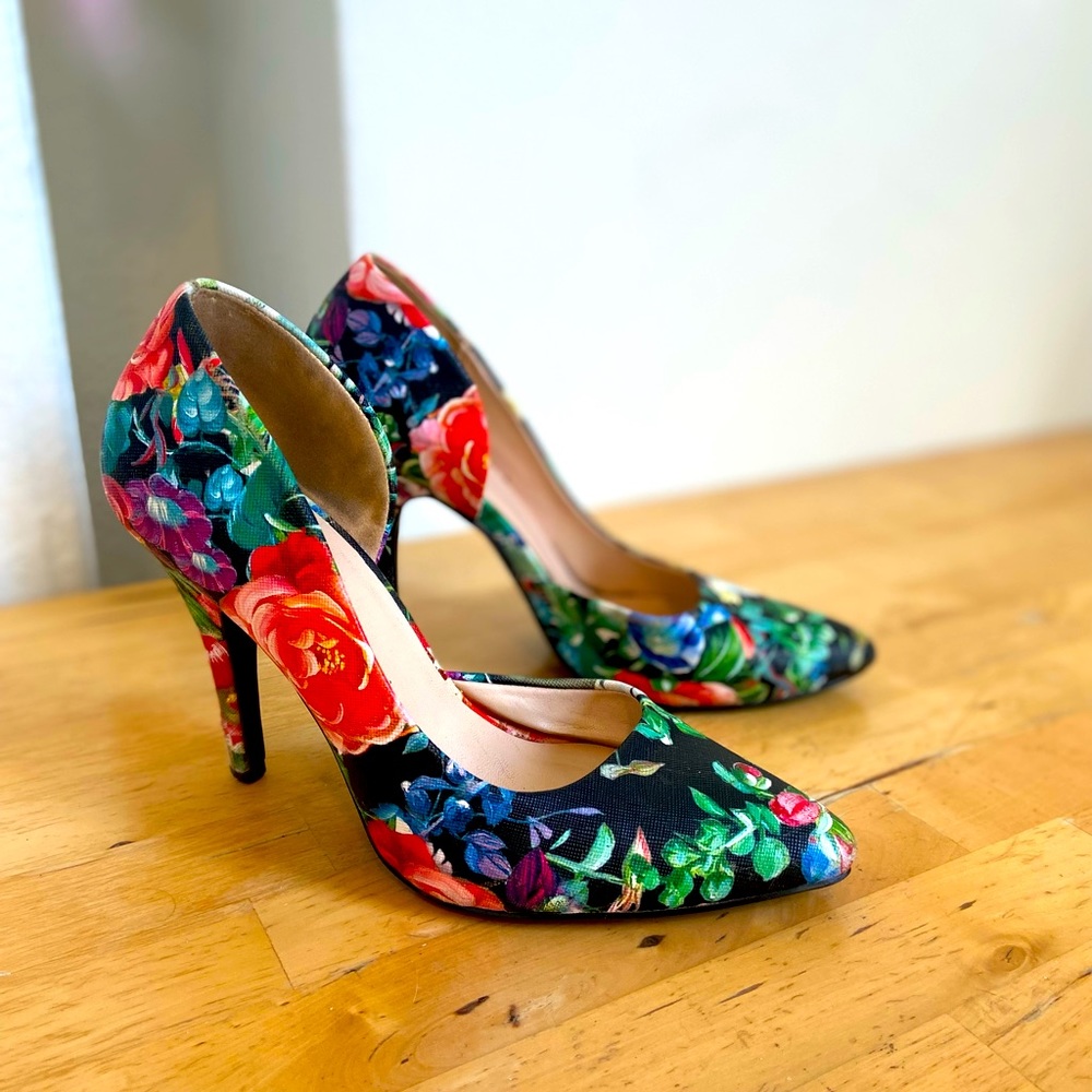 Black Multicolor Floral Patterned Pointed Toe Stiletto Pumps Heels